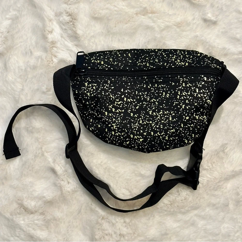 Belt Bag / Fanny Pack - Picture 6 of 6